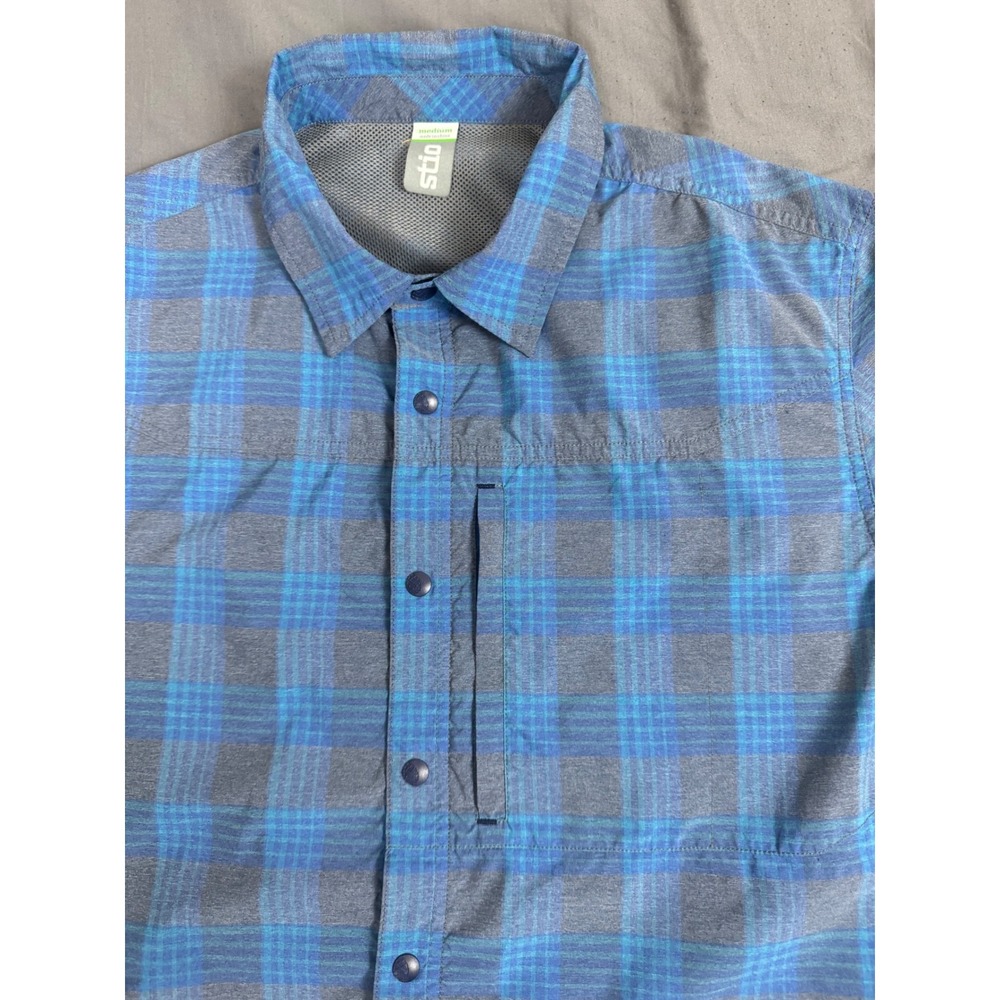 Stio Hagen Trail Shirt Mens Medium Blue Plaid S/S Snap Button UPF 50 Vented